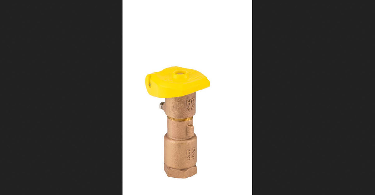 Hunter HQ44LRC 1" FPT Red Brass, 2-Piece Quick Coupling Valve with Locking Yellow Lid